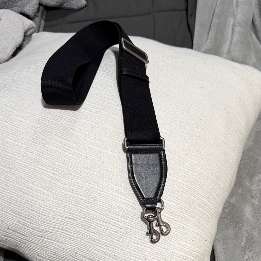 Gucci Black Leather with Silver Hardware